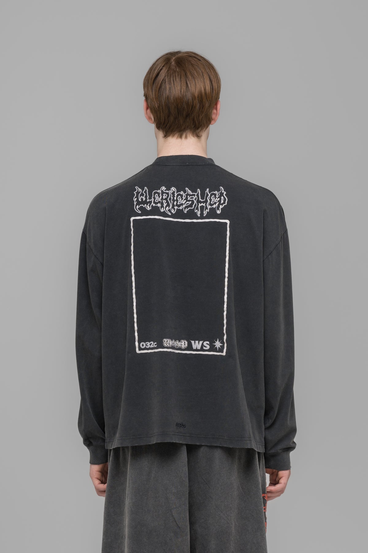 "ARMOUR" LONGSLEEVE