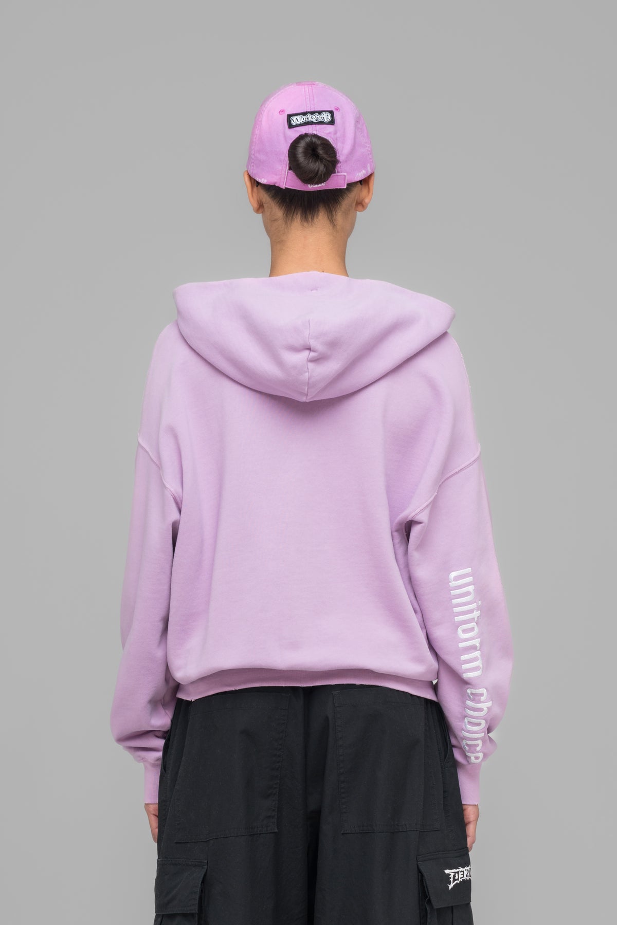 "ROUTINE" ZIP HOODIE PINK