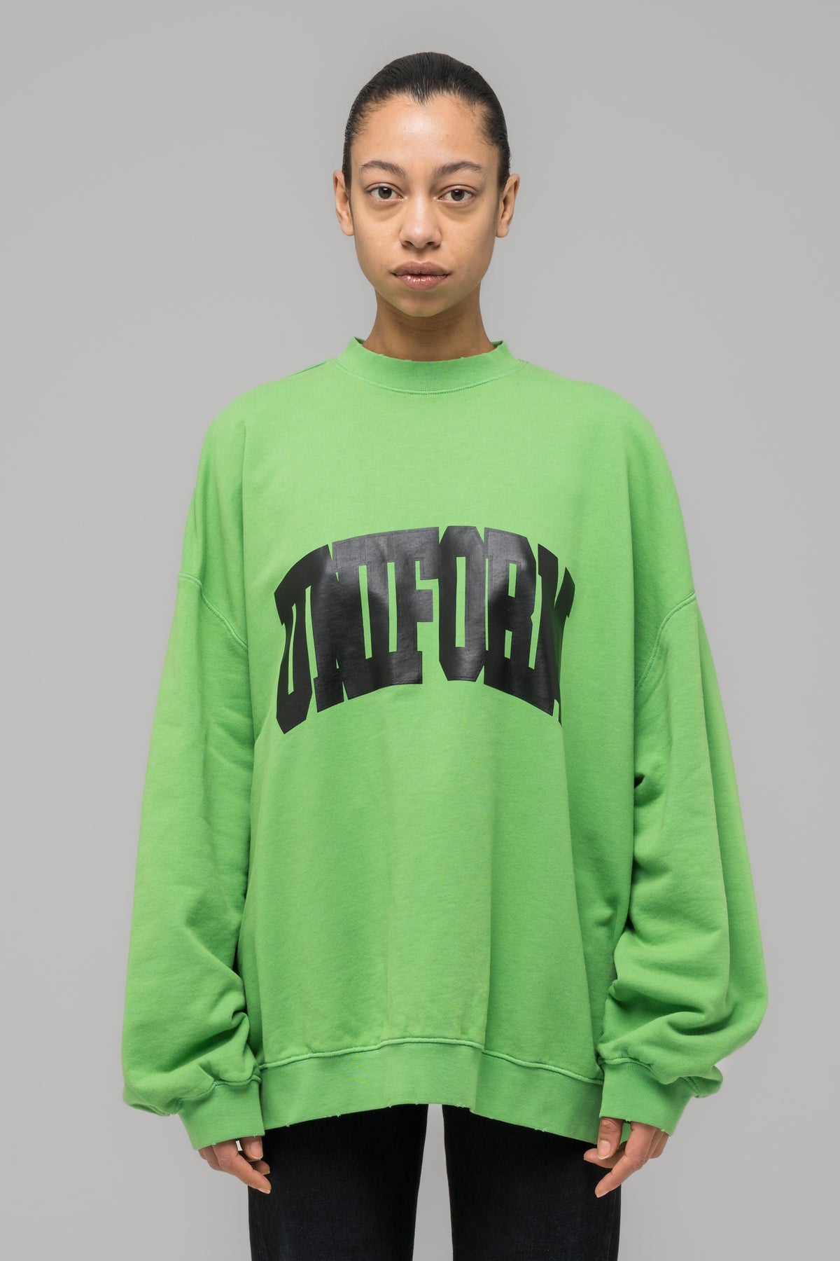 "LUCKY STRIKE" OVERSIZED CREWNECK