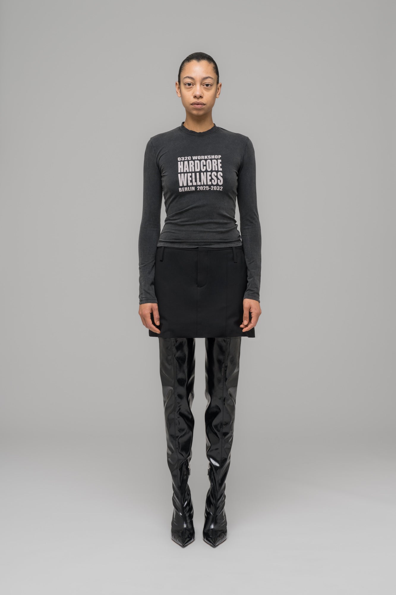 "HARDCORE WELLNESS" TIGHT LONGSLEEVE