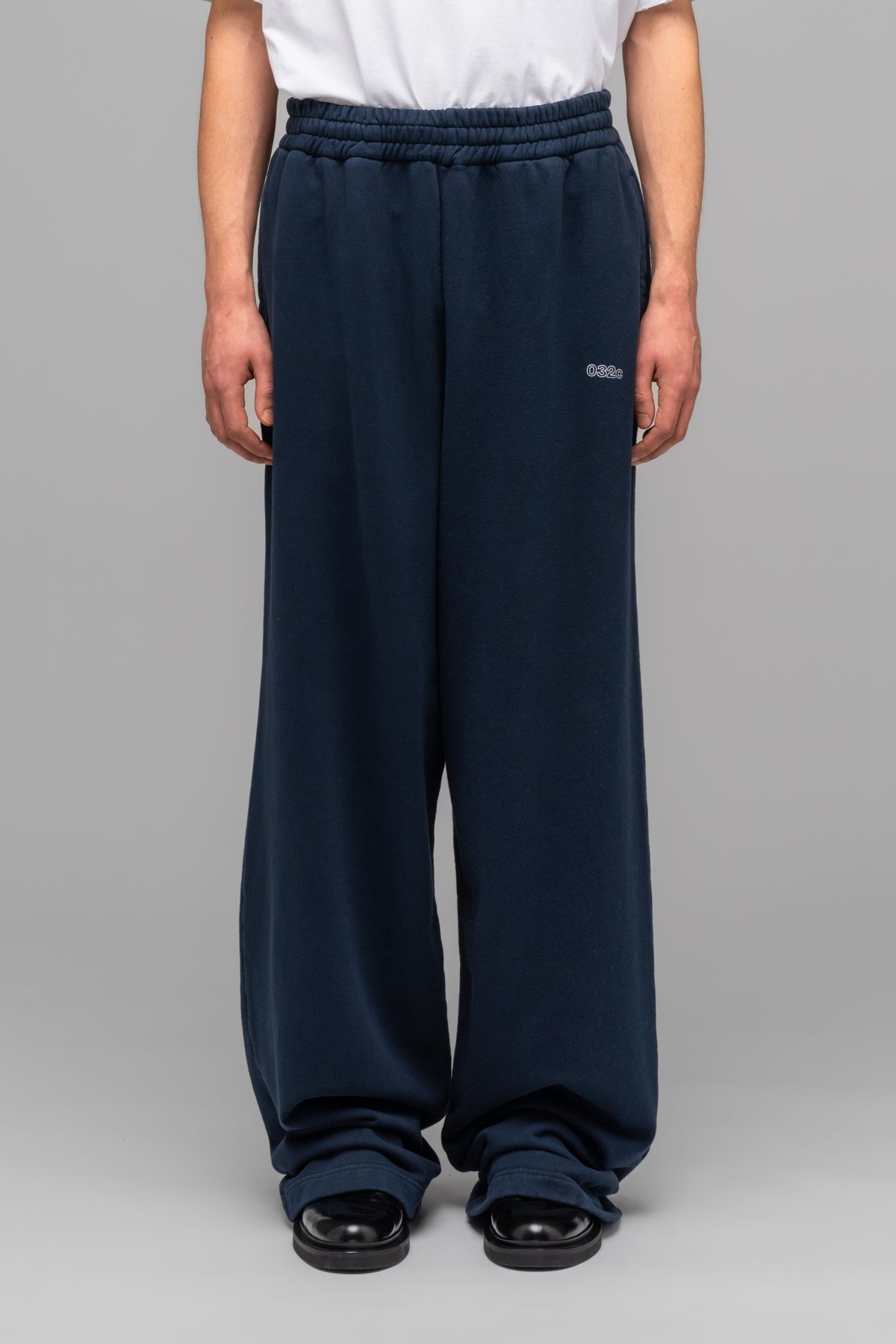 "RÓZSA VICTORIA" STRAIGHT CUT SWEATPANTS