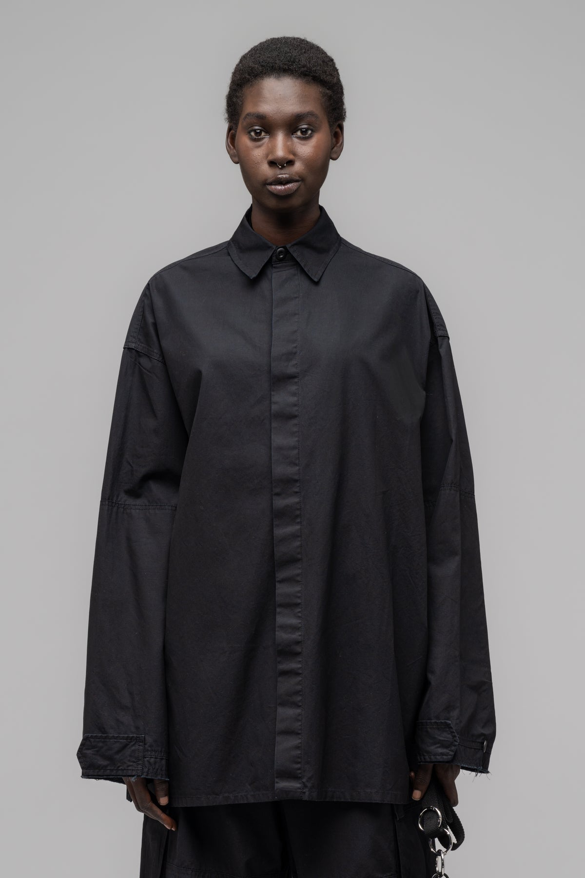 "DIRECTOR" OVERSHIRT