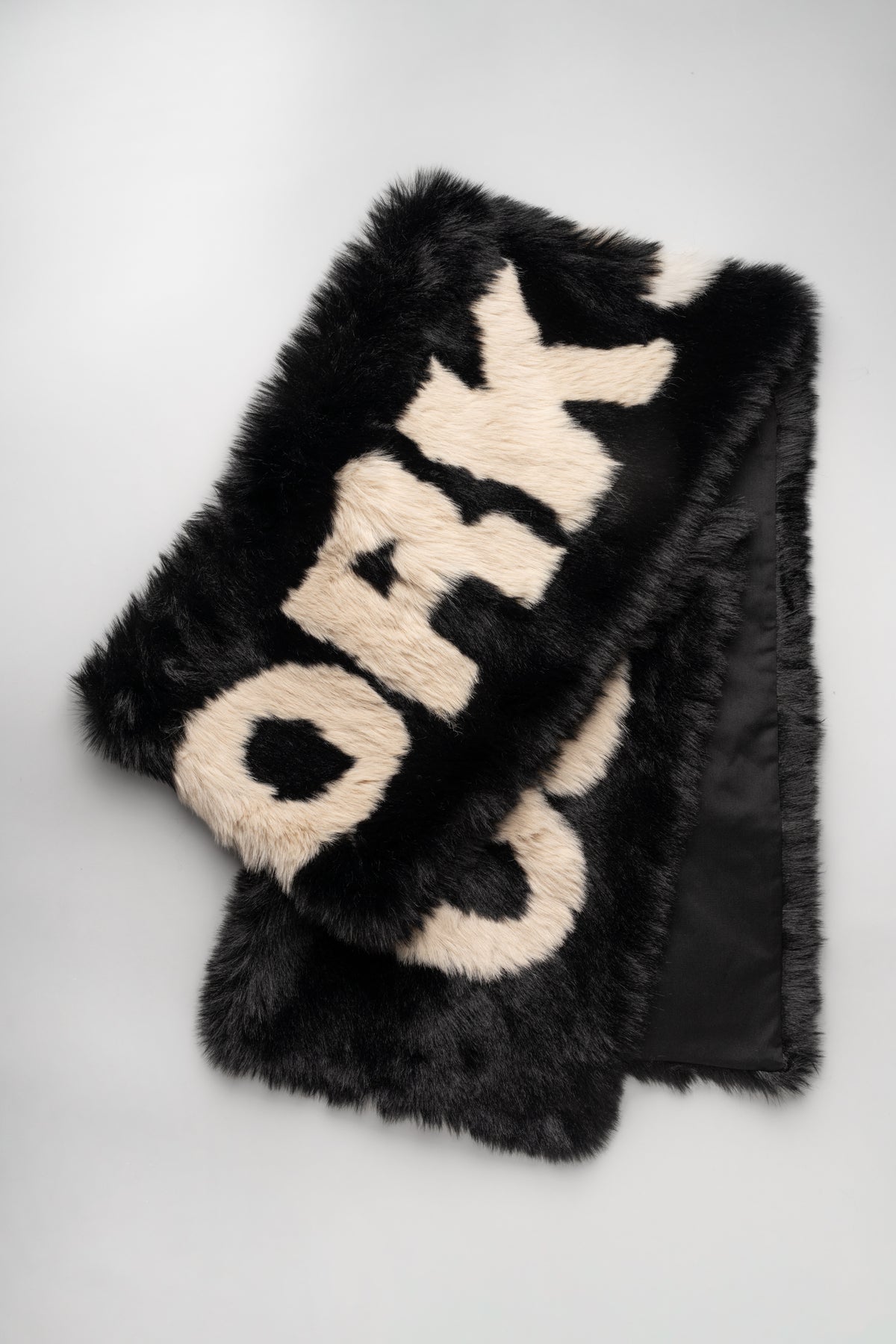 "ANTI-GAUGUIN" FAUX FUR SCARF