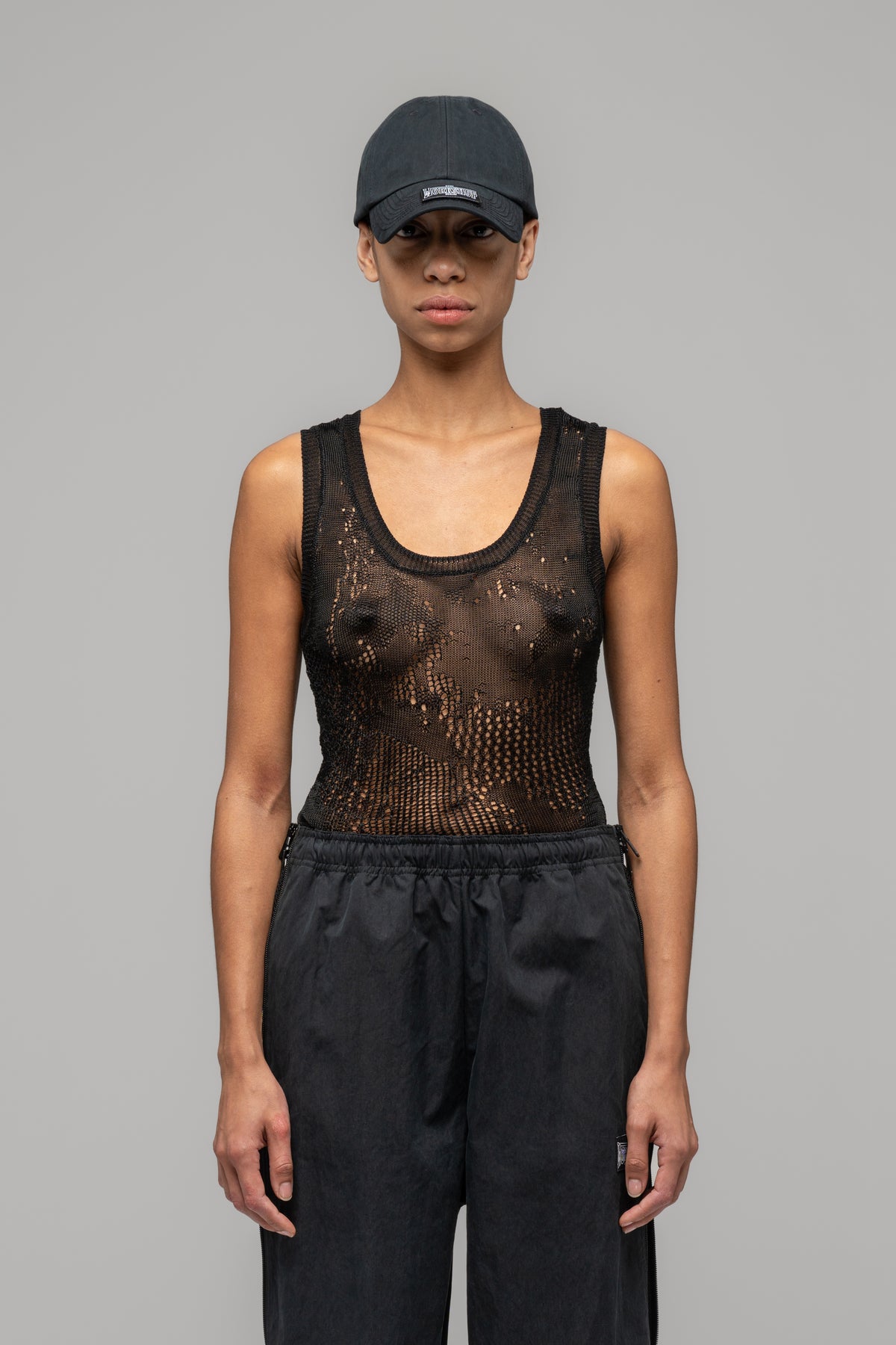 "FRACTURED" SLEEVELESS TOP