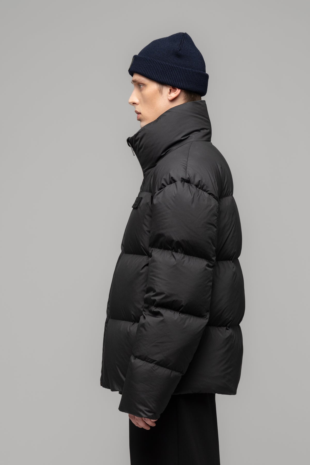 "CONCEALED" REVERSIBLE DOWN JACKET